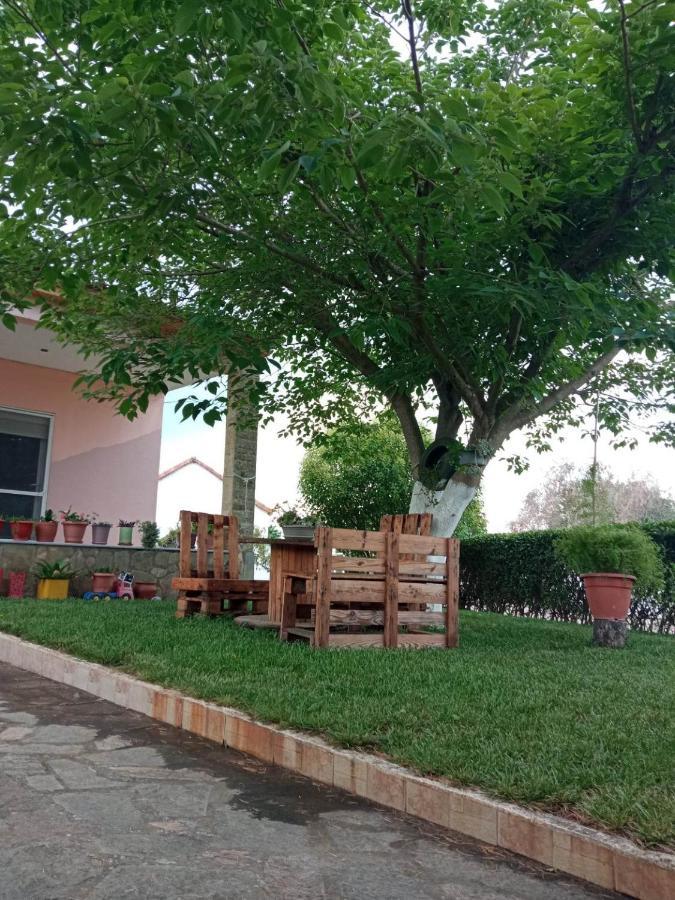 Villa Erasmia Dekarcho Exterior foto